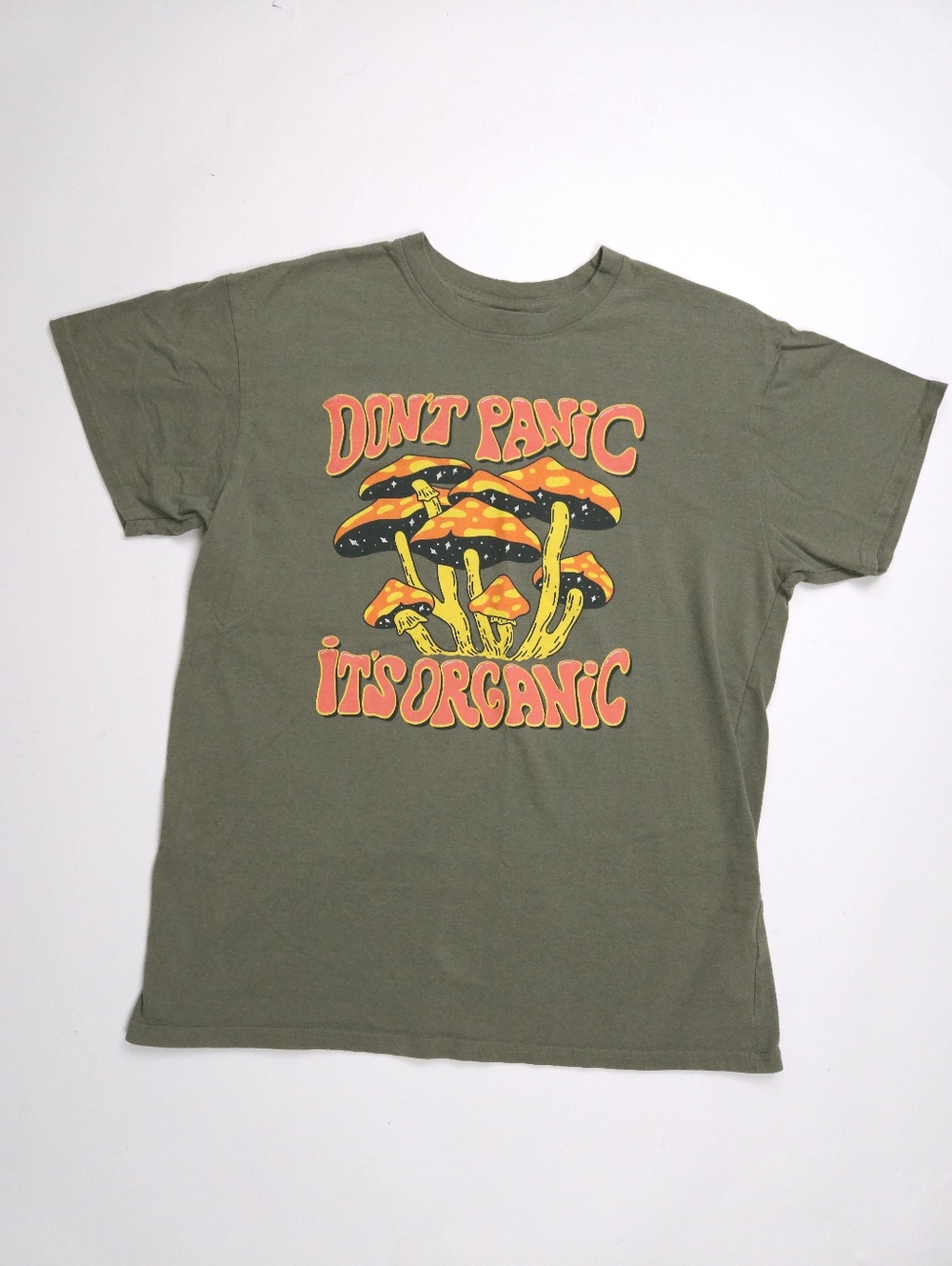 Brisco Don't Panic It's Organic Green Orange Mushroom T-Shirt Large